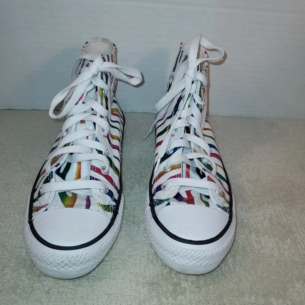 Converse Rainbow Zebra Striped All Star High-tops size Y4/36 Eur